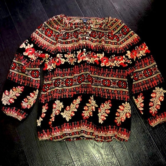 American Living Tops - American Living‎ Blouse large Black Red